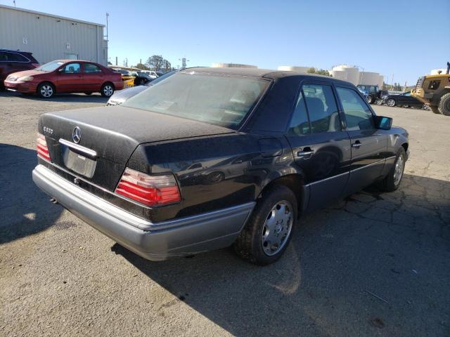 Photo 3 from auction – 1995 MERCEDES-BENZ E 320 BASE with VIN WDBEA32E9SC165445