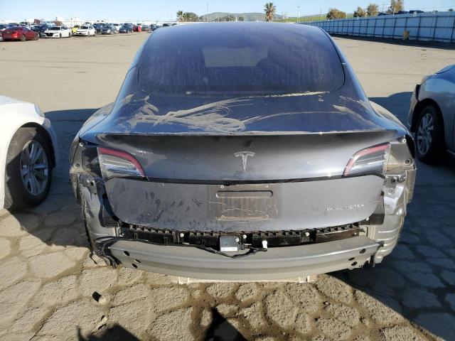Photo 6 from auction – 2018 TESLA MODEL 3 with VIN 5YJ3E1EB1JF132475