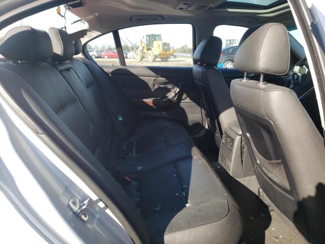 Photo 10 from auction – 2006 BMW 330 I with VIN WBAVB33516KR77960