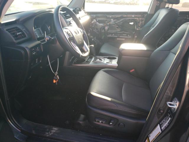 Photo 7 from auction – 2018 TOYOTA 4RUNNER SR with VIN JTEBU5JR4J5571613