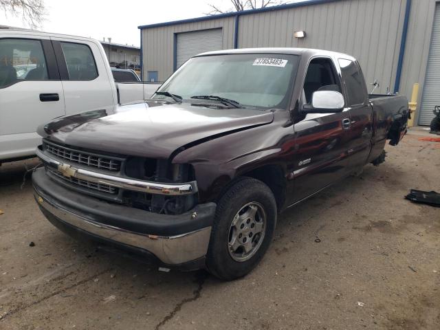 CHEVROLET SILVERADO 2000 with VIN 1GCEC19T4YZ247643 - Photo from auction