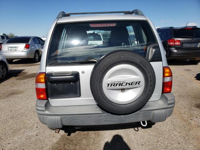 Photo 6 from auction – 2000 CHEVROLET TRACKER with VIN 2CNBE13C9Y6911397