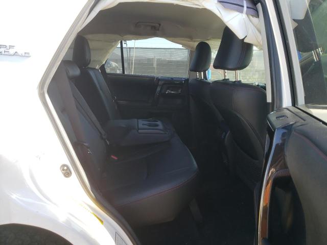 Photo 11 from auction – 2020 TOYOTA 4RUNNER SR with VIN JTEBU5JR5L5785089
