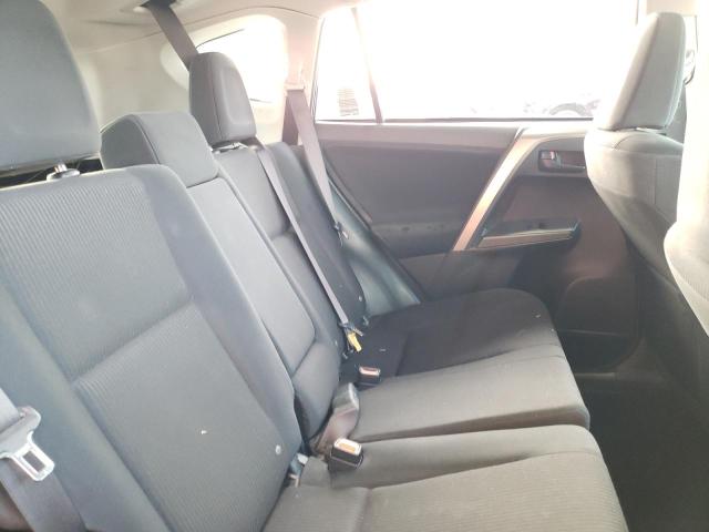 Photo 11 from auction – 2017 TOYOTA RAV4 LE with VIN JTMZFREV0HJ710911