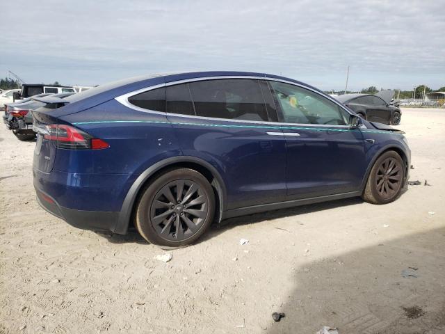Photo 3 from auction – 2017 TESLA MODEL X with VIN 5YJXCDE24HF056866