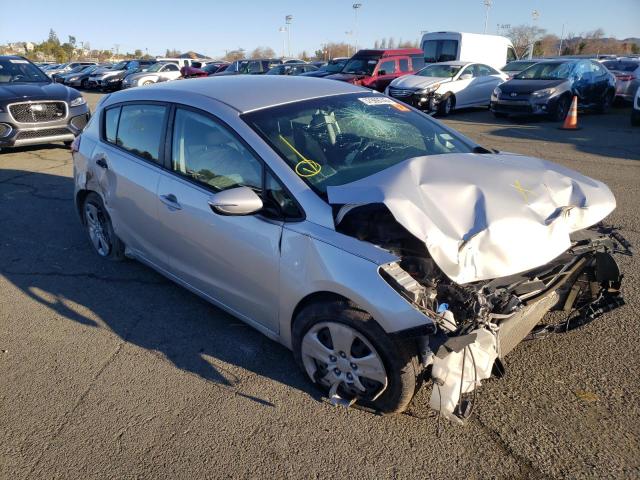 Photo 4 from auction – 2016 KIA FORTE LX with VIN KNAFK5A82G5629940