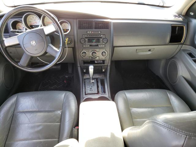 Photo 8 from auction – 2005 DODGE MAGNUM SXT with VIN 2D4GZ48V15H607364