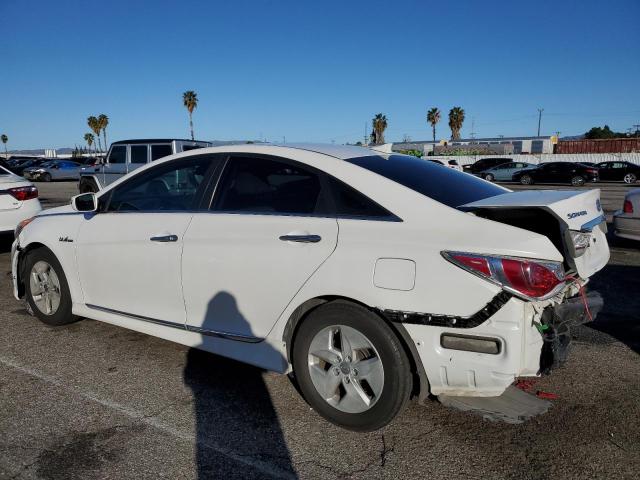 Photo 2 from auction – 2012 HYUNDAI SONATA HYB with VIN KMHEC4A41CA038157
