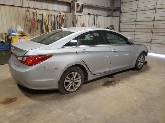 Photo 3 from auction – 2013 HYUNDAI SONATA GLS with VIN 5NPEB4AC3DH599405