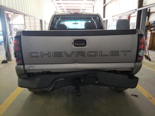 Photo 6 from auction – 2001 CHEVROLET SILVERADO with VIN 2GCEC19VX11123022