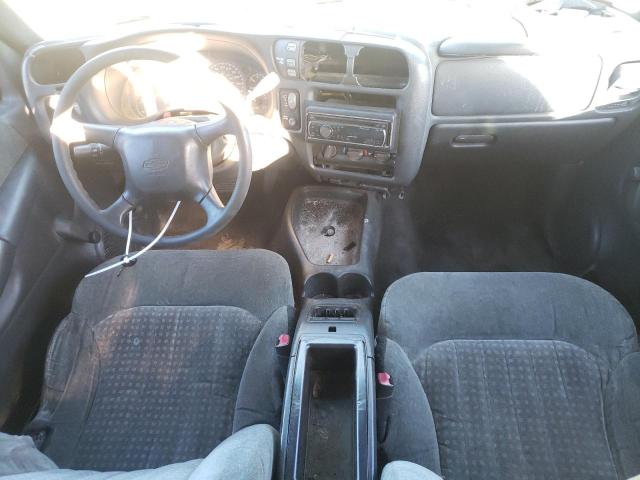 Photo 8 from auction – 2002 CHEVROLET BLAZER with VIN 1GNDT13W02K152003