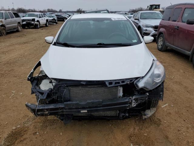 Photo 5 from auction – 2016 KIA FORTE LX with VIN KNAFX4A67G5440162