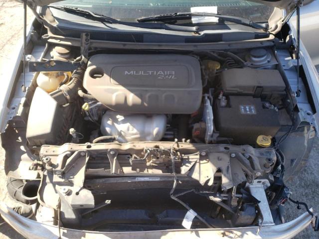 Photo 11 from auction – 2015 CHRYSLER 200 LIMITE with VIN 1C3CCCAB9FN689378