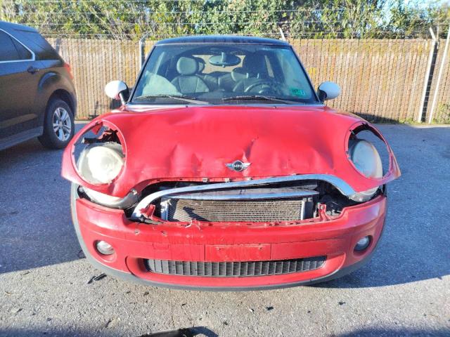 Photo 5 from auction – 2008 MINI COOPER with VIN WMWMF33518TT60572