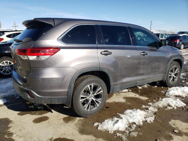 Photo 3 from auction – 2019 TOYOTA HIGHLANDER with VIN 5TDBZRFH1KS962047