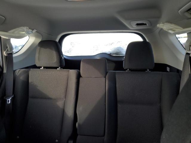 Photo 10 from auction – 2017 TOYOTA RAV4 LE with VIN JTMBFREV9HJ144832