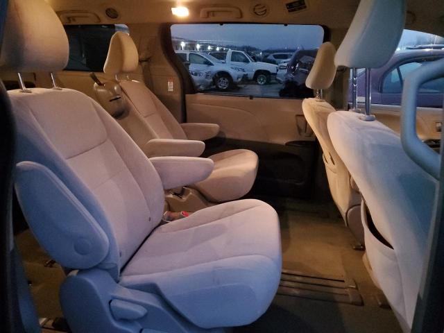 Photo 11 from auction – 2016 TOYOTA SIENNA LE with VIN 5TDKK3DC4GS703813