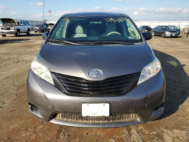 Zdjęcie 5 z aukcji – 2014 TOYOTA SIENNA z VIN 5TDZK3DCXES507337