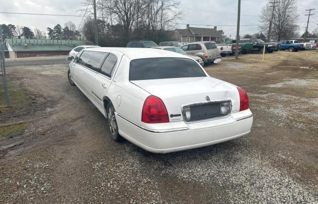 Photo 3 from auction – 2008 LINCOLN TOWN CAR E with VIN 2L1FM88W48X654516