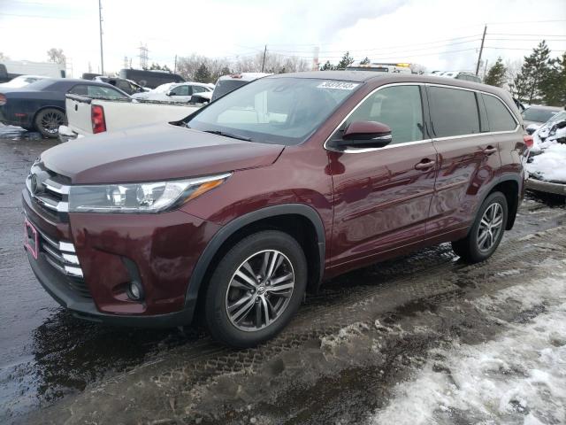 TOYOTA HIGHLANDER 2018 with VIN 5TDBZRFH6JS837379 - Photo from auction