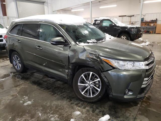 Photo 4 from auction – 2019 TOYOTA HIGHLANDER with VIN 5TDJZRFH1KS935782