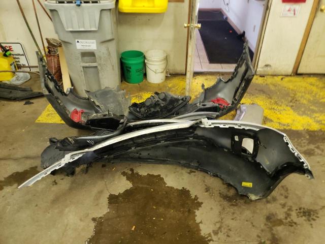 Photo 13 from auction – 2015 KIA SORENTO LX with VIN 5XYKT4A61FG659024
