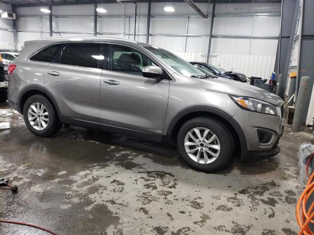 Photo 4 from auction – 2017 KIA SORENTO LX with VIN 5XYPGDA56HG218364