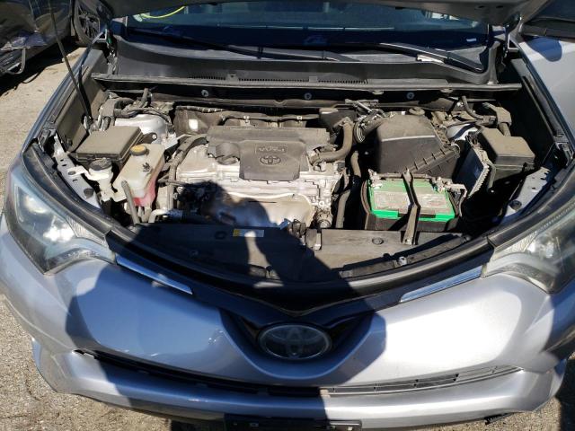 Photo 12 from auction – 2017 TOYOTA RAV4 LE with VIN 2T3ZFREV5HW341190