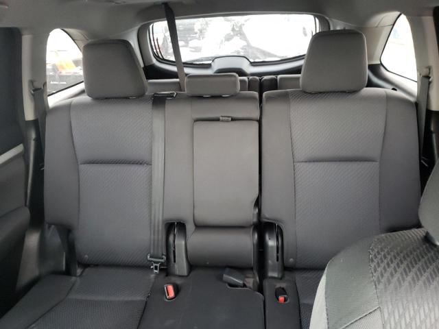 Photo 10 from auction – 2018 TOYOTA HIGHLANDER with VIN 5TDBZRFH6JS837379
