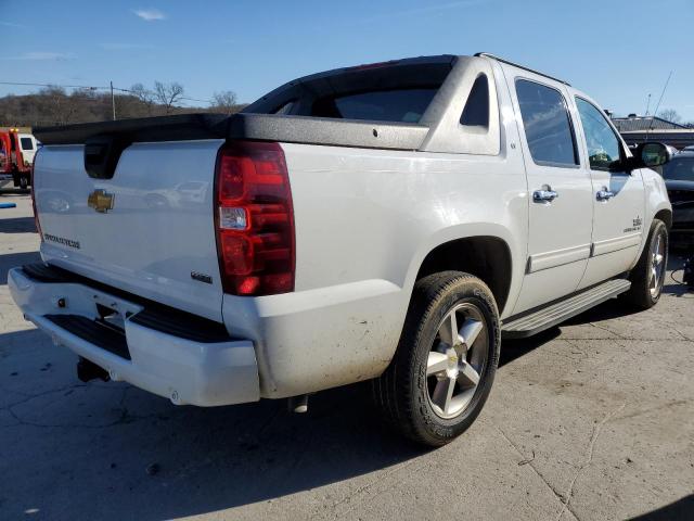 Photo 3 from auction – 2011 CHEVROLET AVALANCHE with VIN 3GNMCFE0XBG183952