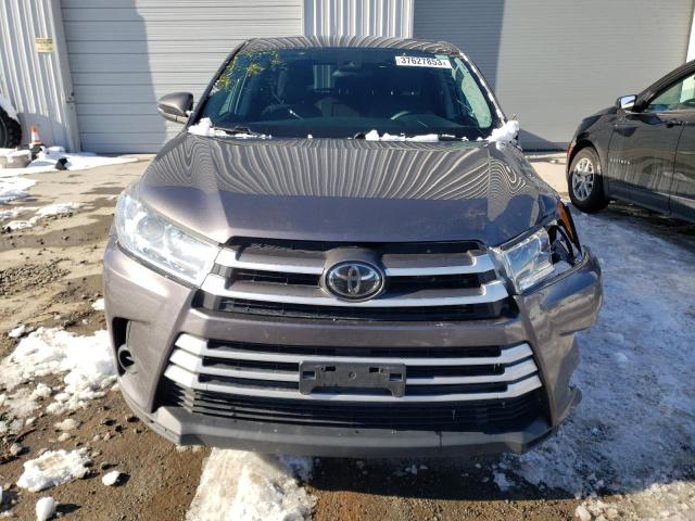 Photo 5 from auction – 2019 TOYOTA HIGHLANDER with VIN 5TDBZRFH1KS962047