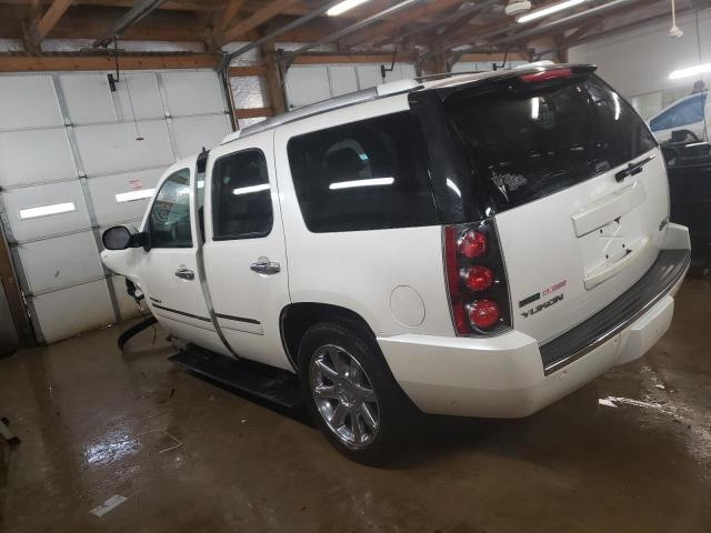 Photo 2 from auction – 2010 GMC YUKON DENA with VIN 1GKUKEEF8AR250156