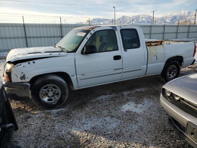 CHEVROLET SILVERADO 2003 with VIN 2GCEC19V831276811 - Photo from auction