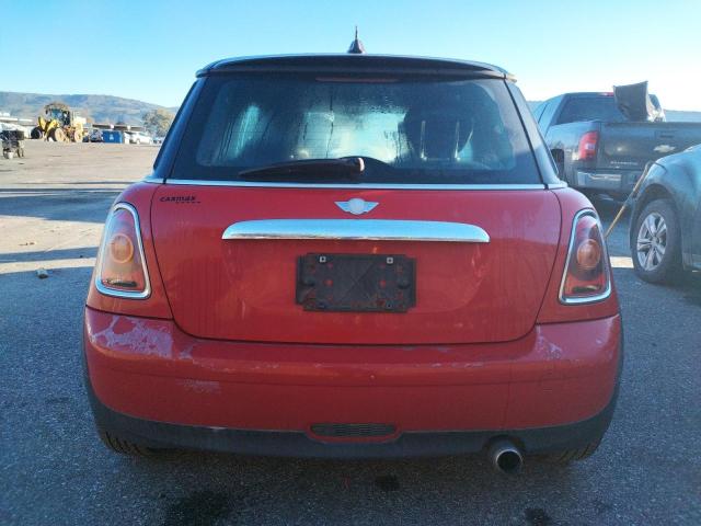 Photo 6 from auction – 2008 MINI COOPER with VIN WMWMF33518TT60572