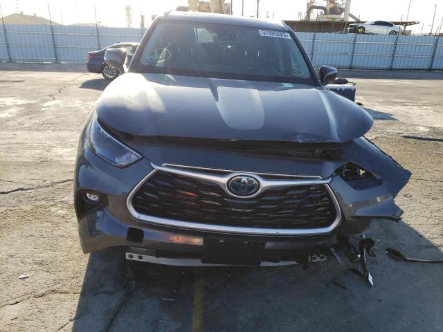 Photo 5 from auction – 2022 TOYOTA HIGHLANDER with VIN 5TDGARAH2NS013342