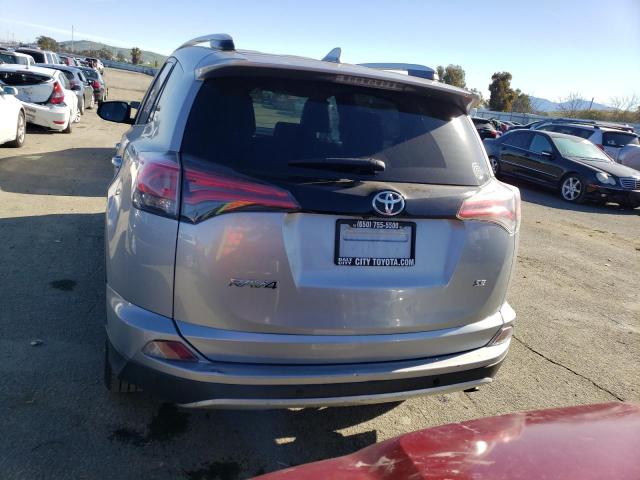 Photo 6 from auction – 2016 TOYOTA RAV4 SE with VIN 2T3NFREV6GW262771