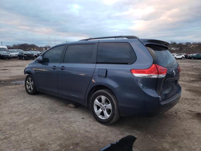 Photo 2 from auction – 2013 TOYOTA SIENNA LE with VIN 5TDKK3DC4DS377362