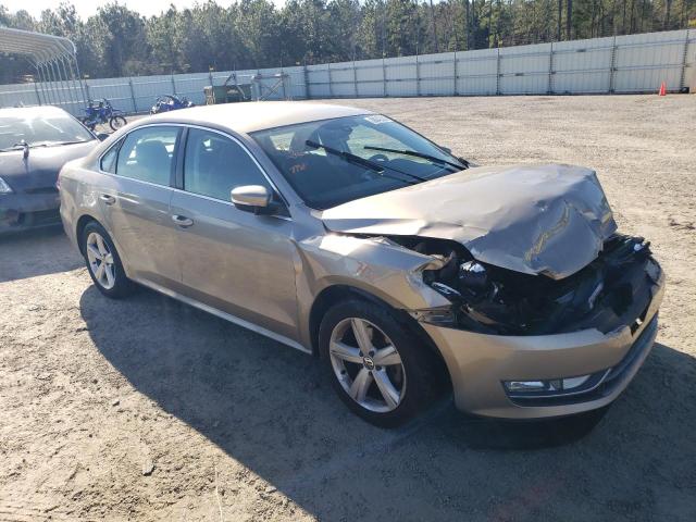 Photo 4 from auction – 2015 VOLKSWAGEN PASSAT S with VIN 1VWAS7A3XFC112289