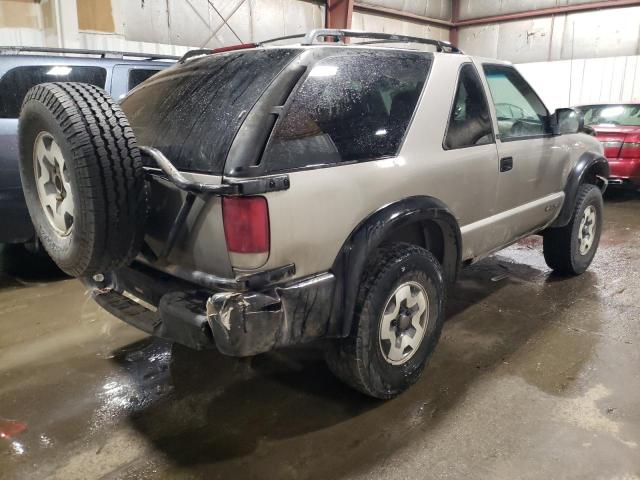 Photo 3 from auction – 2001 CHEVROLET BLAZER with VIN 1GNCT18W11K158539