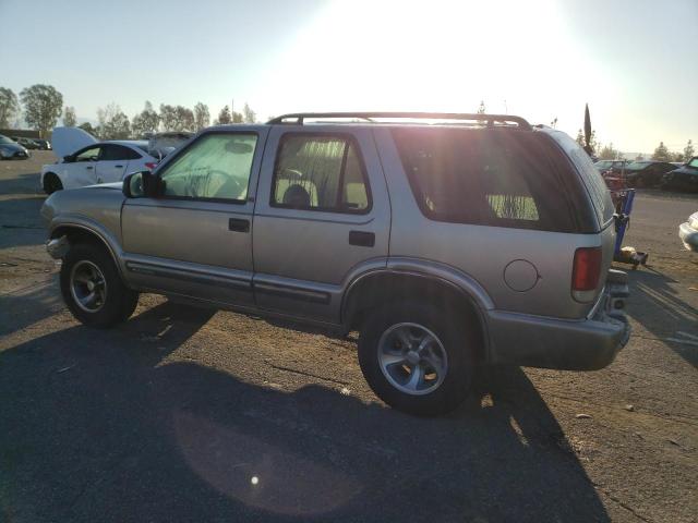 Photo 2 from auction – 2001 CHEVROLET BLAZER with VIN 1GNCS13W412125044