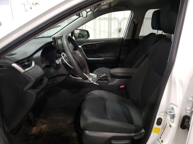 Photo 7 from auction – 2021 TOYOTA RAV4 LE with VIN JTMF1RFV7MD075873