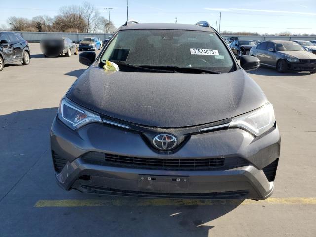 Photo 5 from auction – 2018 TOYOTA RAV4 LE with VIN JTMZFREV0JJ752694