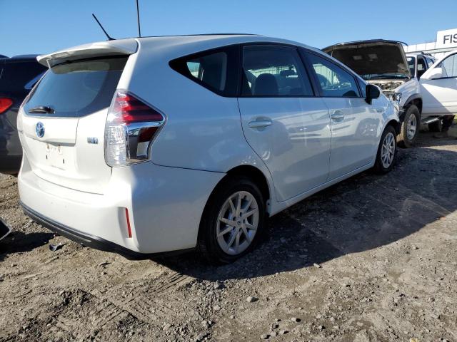 Photo 3 from auction – 2015 TOYOTA PRIUS V with VIN JTDZN3EU4FJ032796