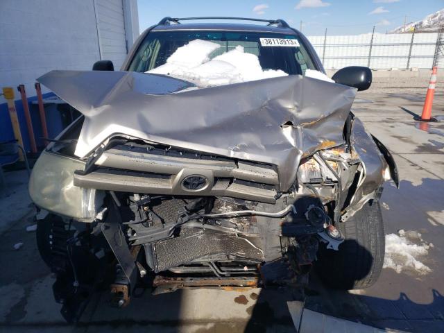 Photo 5 from auction – 2004 TOYOTA 4RUNNER SR with VIN JTEBU14R440049215