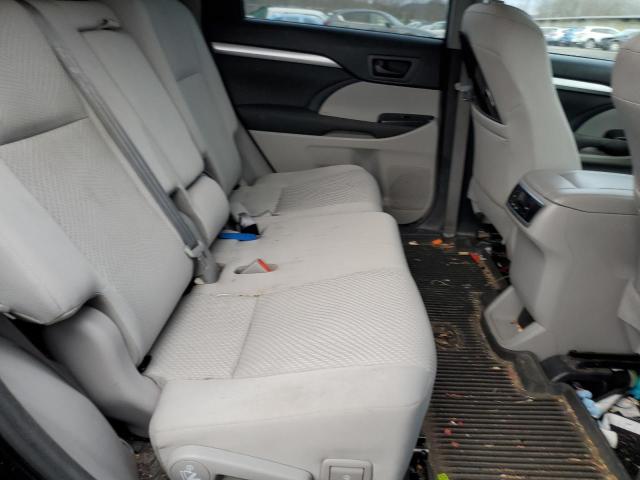 Photo 10 from auction – 2018 TOYOTA HIGHLANDER with VIN 5TDBZRFHXJS821587