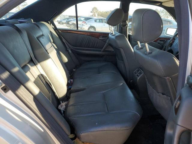 Photo 10 from auction – 1998 MERCEDES-BENZ E 430 with VIN WDBJF70F8WA691005