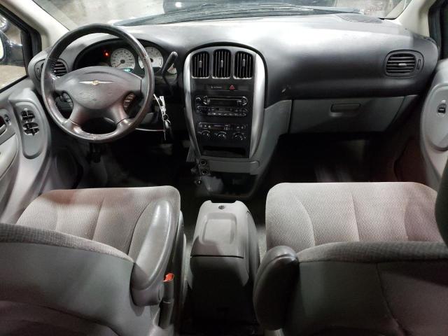 Photo 8 from auction – 2005 CHRYSLER TOWN & COU with VIN 2C4GP54LX5R250029
