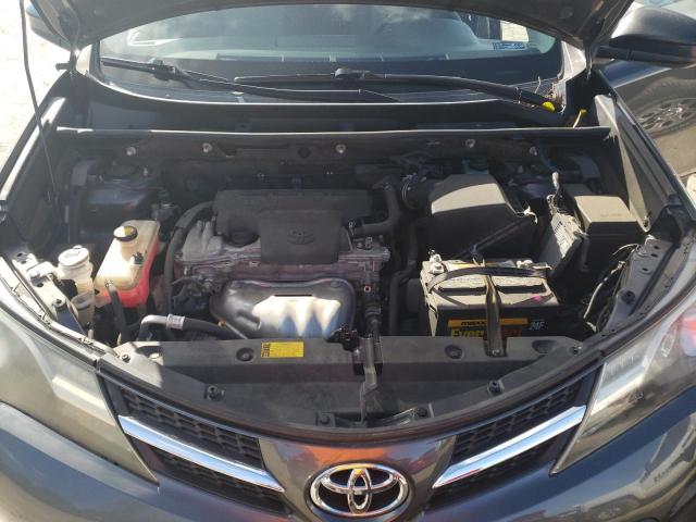 Photo 12 from auction – 2013 TOYOTA RAV4 LE with VIN JTMBFREV3DD044296