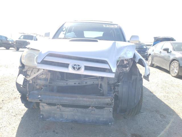 Photo 5 from auction – 2004 TOYOTA 4RUNNER SR with VIN JTEZU14R740023755