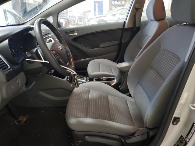 Photo 7 from auction – 2017 KIA FORTE LX with VIN 3KPFL4A70HE066975